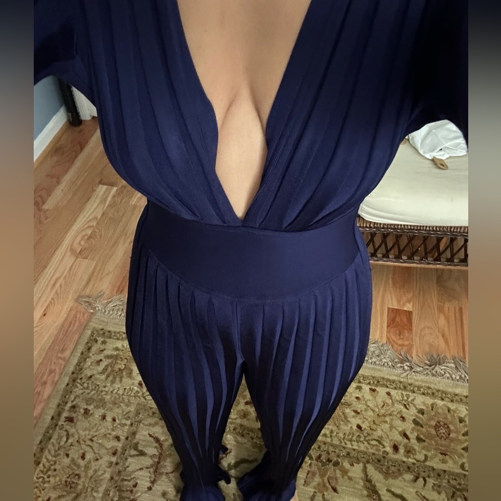 house of cb XS navy blue long sleeve jumpsuit